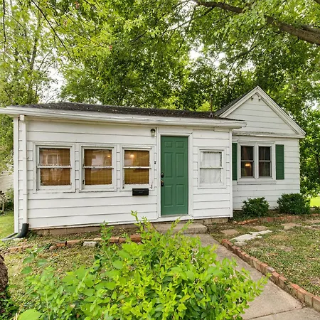 Charming Hillsboro Home Less Than 1 Mi To Downtown!